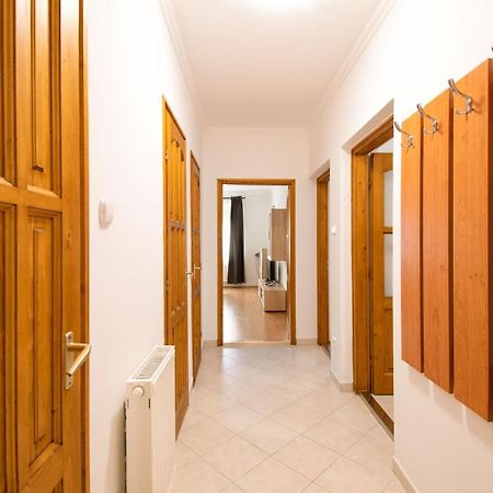 Lux Apartmanok ไฮจ์ดุสโซบอสโล ภายนอก รูปภาพ