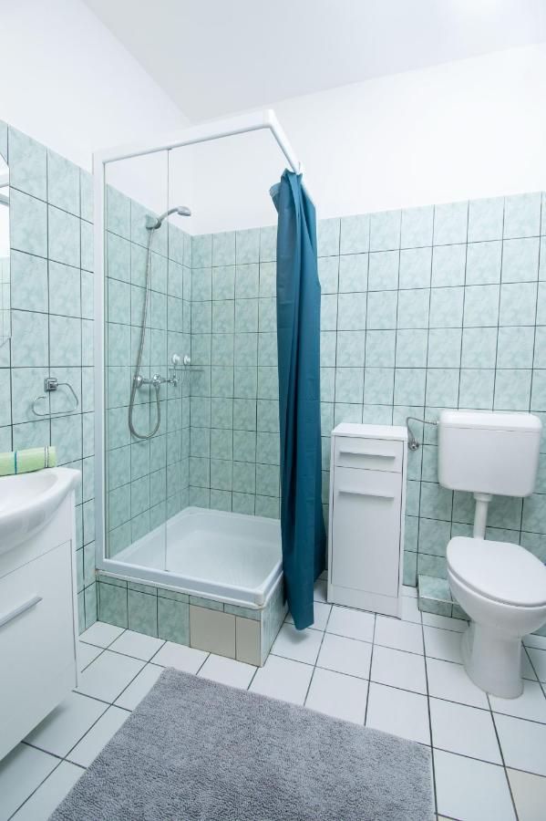 Lux Apartmanok ไฮจ์ดุสโซบอสโล ภายนอก รูปภาพ